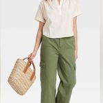 Universal Threads Universal Thread Cropped Wide Leg Cargo Pants Photo 1