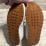 Reebok  Classic Leather Sneakers Women's Size 7 White Shoes Trainers Lace-Up Photo 7