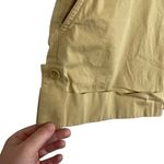 Vince Women’s Tailored Chino Shorts in Khaki Size 10 Photo 7