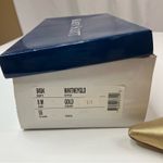 Karen Scott  Whitney Gold Pointed Toe Slingback Heels Womens 8 Photo 3