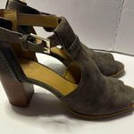 Jack Rogers Gray Sandals Stylish Summer Essentials Photo 3