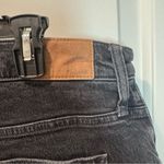 Madewell  Women's the Mid Rise Perfect Vintage Jeans Size 33 Photo 5