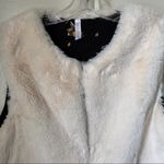 Matilda Jane  size XS beige luxurious snap vest Photo 2