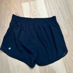 Lululemon  shorty Hot High Rise Lined Short 4” Photo 3