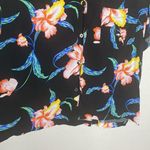 Levi's Women’s  Floral Hawaiian Cropped Button Down Size Large colorful Photo 4
