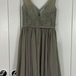 JJ's House New Size 4 Silver Gray V-Neck Lace Cocktail Bridesmaid Formal Dress Photo 7