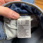 American Eagle Outfitters Women's Light Wash Mom Jeans Size 0 Stretch High Rise Photo 7
