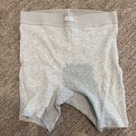 SKIMS  short Photo 0