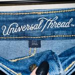 Universal Threads Medium Wash Denim High Rise Midi Cuffed Shorts Photo 2