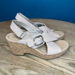 Clarks  Giselle Dove Womens Cork Buckle Sand Nubuck Slingback Sandals Size 8.5 Photo 1