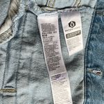 Levi's NWT  Women's Cropped Loose Trucker Jacket Distressed Medium Blue Photo 6