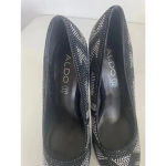 ALDO Women's  Leather Chevron Black Rhinestone 6” High Heels‎ Size 8.5 EUC Photo 4