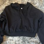 women’s cropped black sweatshirt Size M Photo 0