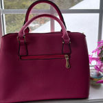 Amazon Pink  Purse  Photo 0