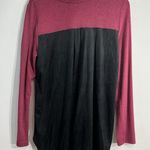 Womans Halston Pullover Top Small Maroon Black Crew Neck Long Sleeve Red Photo 0
