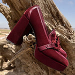 Vince Camuto  Gathie platform loafer clog in red velvet with chunky chain 8.5 Photo 0