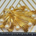 Vintage 1980's M JENT Gold Tone Art Deco Simulated Pearl Spray 2.5" Brooch Pin Photo 6