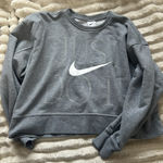 Nike Cropped  Crewneck Photo 0