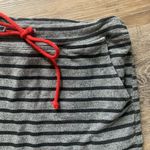 Sundry  Striped Gray & Black Skirt with Red Accent 0 Photo 5