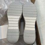 Kenneth Cole  Women’s Fiona Wedge Sneakers- Cream Colored- Size 8.5- new in box Photo 11