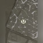 Lululemon EUC Water: Sea-Me Run Crop Star Crushed Coal Black / Black size 4 Photo 3