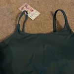 Halara NWT  medium tank top Photo 3