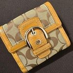 Coach  Vintsge Soho Signature Wallet Photo 0