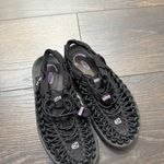 Keen Women’s 5.5 Black Purple Knotted Rope Shoes Photo 1