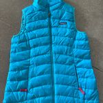 Patagonia  blue puffer vest (fits like a women’s med) Photo 0