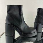 Dirty Laundry Black Faux Leather Edgy Grunge Groovy Chunky Platform Ankle Boots Photo 3