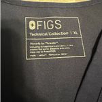 FIGS  Technical Collection Casma Three Pocket Scrub Top Size XL Navy Blue Nurse Photo 3
