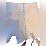 Faded Glory  Women's Shorts. EUC Mid High Waist. Size 8 W/Belt Loops,4.5" inseam Photo 3