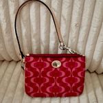 Coach Peyton Dream Small Wristlet Wallet Bordeaux/ Tan F50108 Photo 3