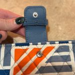 Vera Bradley RFID Smartphone Wristlet Wallet Geo Medallions NWT Photo 4