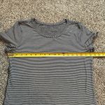 Lululemon black & white striped short-sleeve t-shirt Photo 7