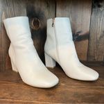 IDIFU White Faux Leather Square Toe Side Zipper Heeled Boots Women’s Size 8 Photo 3