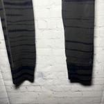 Vuori  Daily Legging Tie Dye Stripe Active Leggings High Wasted Drawstring Sz SM Photo 3