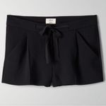 Aritzia  Wilfred Exergue Short in Black, size 6 Photo 1
