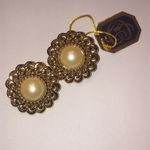 Crystaline Brand Elegant Vintage Gold and Cream Faux Pearl Chunky Earrings Photo 3
