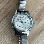 Benrus Ladies Watch Rare Vintage Mechanical Winding 17 Jewels Stretch Bracelet Photo 3