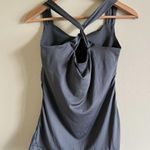Mountain Hardwear Mountain Hardware Tank Top Built in Bra Top Twist Back Detail Gray Womens Size S Photo 2