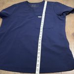 FIGS navy blue scrub to size large Photo 3