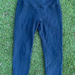 Alo Yoga  Capri Leggings Photo 3