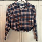 American Eagle  cozy cabin cropped blue plaid flannel xsmall Photo 3