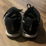Nike Women’s Zoom Sneakers Black and White - Size 7.5 Photo 3