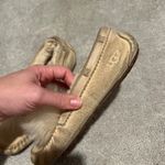 UGG  Dakota Water Resistant Pom Pom Cream Moccasin Slipper Size 8 Retail $120 Photo 6