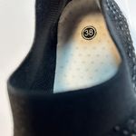 Shoes For Crews Comfortable women's shoes. Size 38. $25. Photo 4
