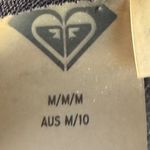 Roxy sz M Womens Black Floral Swim Rash Sun Gaurd Beach Outdoor Travel Vacation Photo 11