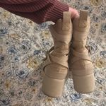 Pretty Little Thing s Combat Boots with Chunky Sole and Rugged Design Photo 10