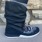 Nike Women's Roshe Two Hi Flyknit Leather Boots size 10 Photo 1